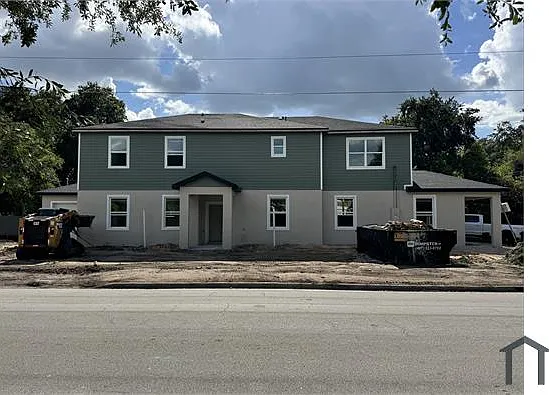 1202 W Cypress St — Photo 1