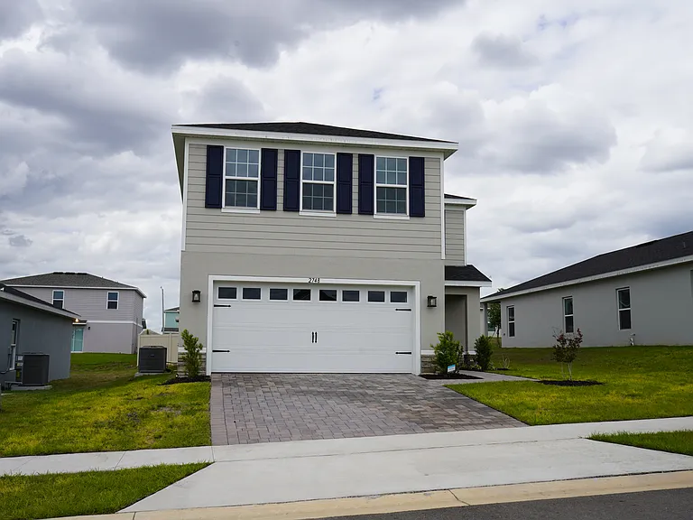 2748 Ginger Ln — Photo 2
