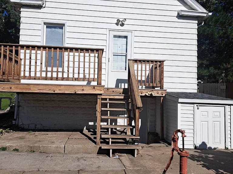 5804 S 50th Ave — Photo 5
