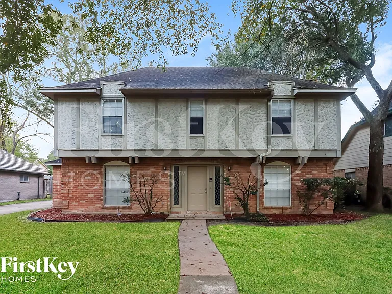 11506 Bristol Lane Ct — Photo 1