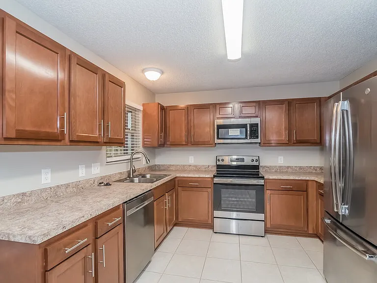 1425 Panther Run Rd — Photo 6