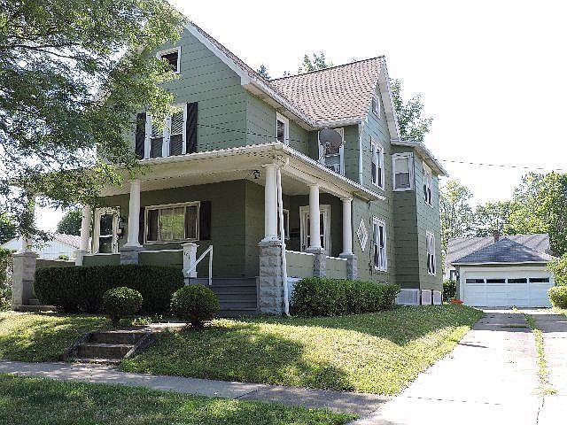 1st image of 141 Superior St