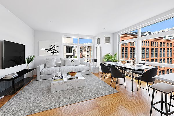 1st image of 440 Washington St APT 804