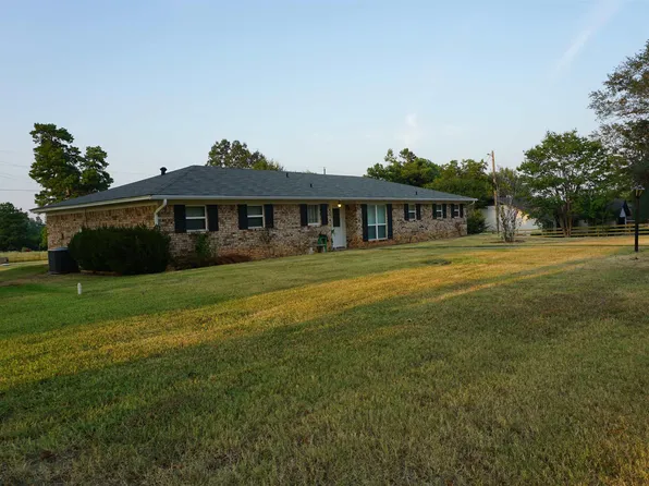 329 Golf Rd, Gilmer, TX 75645