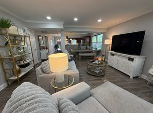 138 Calderwood Ln, Mount Laurel, NJ 08054