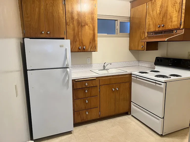 1300 6th Ave N #A — Photo 4