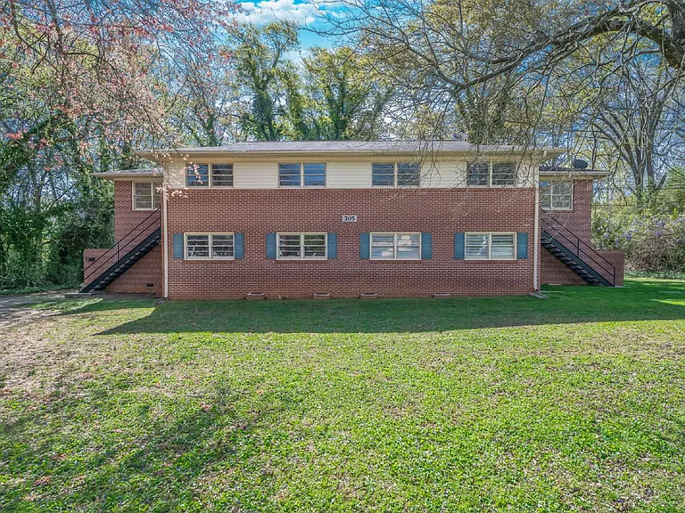 705 Ravenel St #C — Photo 1