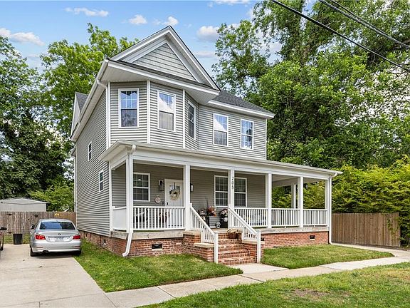 2nd image of 205 Cedar St