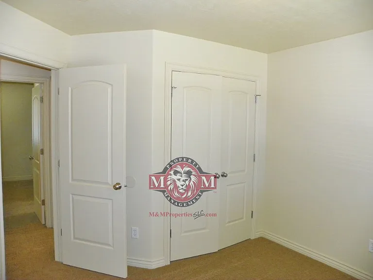 5357 W Leila Ln — Photo 9