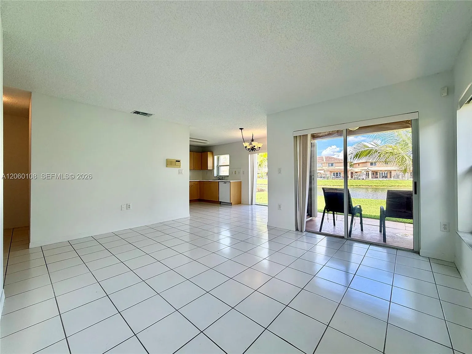 Continental Homes At Lago — Photo 3