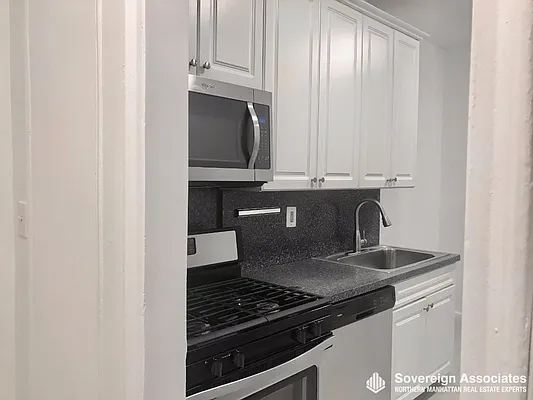 Rented by Sovereign Associates | media 6