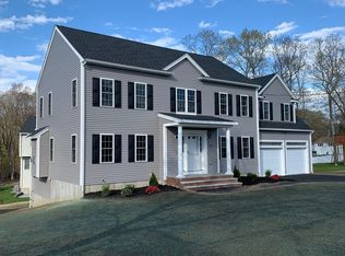 4 Cherry Cir, Randolph, MA 02368