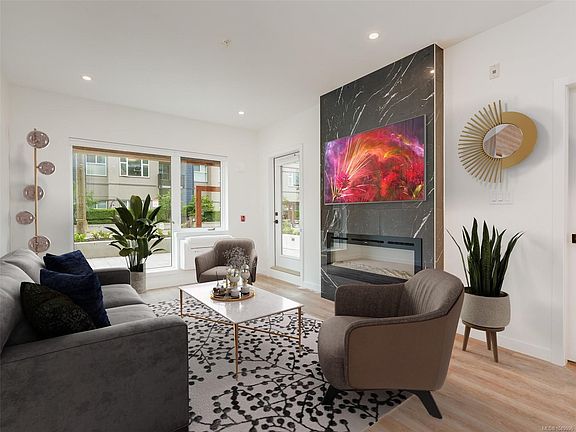 3rd image of 654 Granderson Rd #413