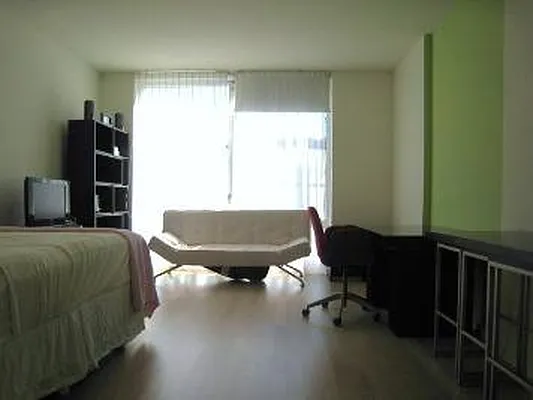 Rented by Corcoran | media 20