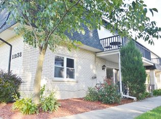 11238 195th St #B, Mokena, IL 60448