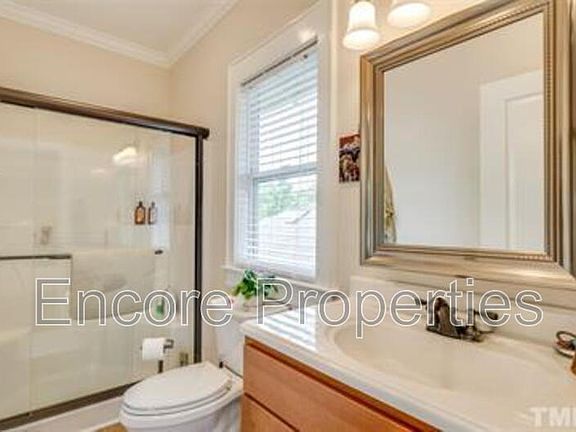 5th image of 1002 Monmouth Ave #B