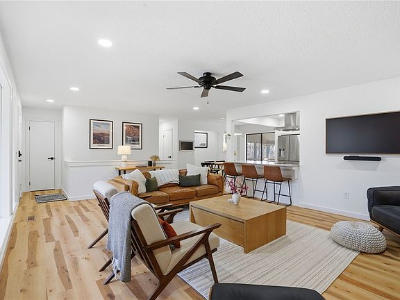 5th image of 24 Ciemny Ln