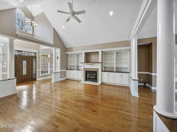 2nd image of 225 Alpine Dr