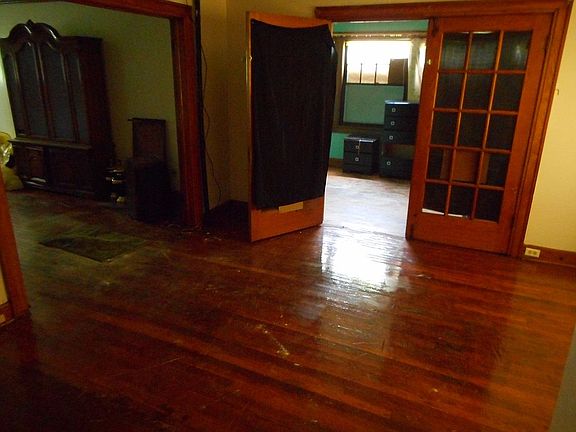 2nd image of 2128 E 24th St
