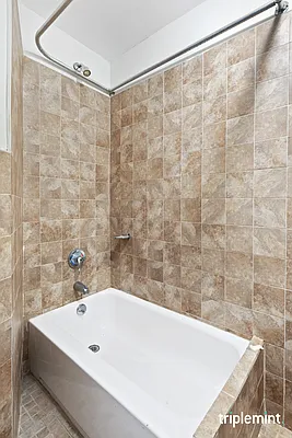 Rented by Triplemint | media 28