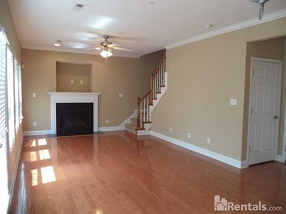 3rd image of 4531 Everwood Oak Ln