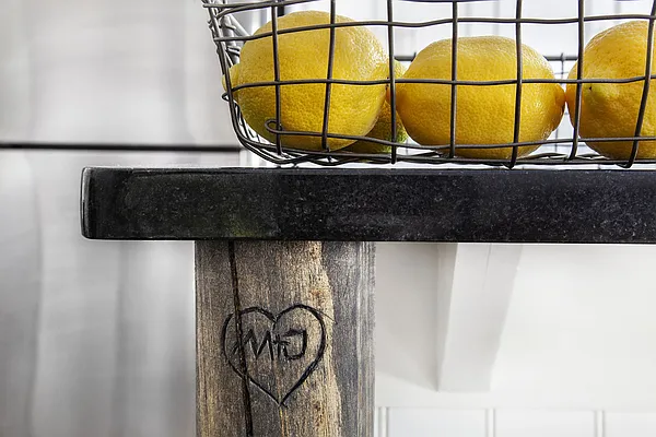 Sold by Warburg | media 16