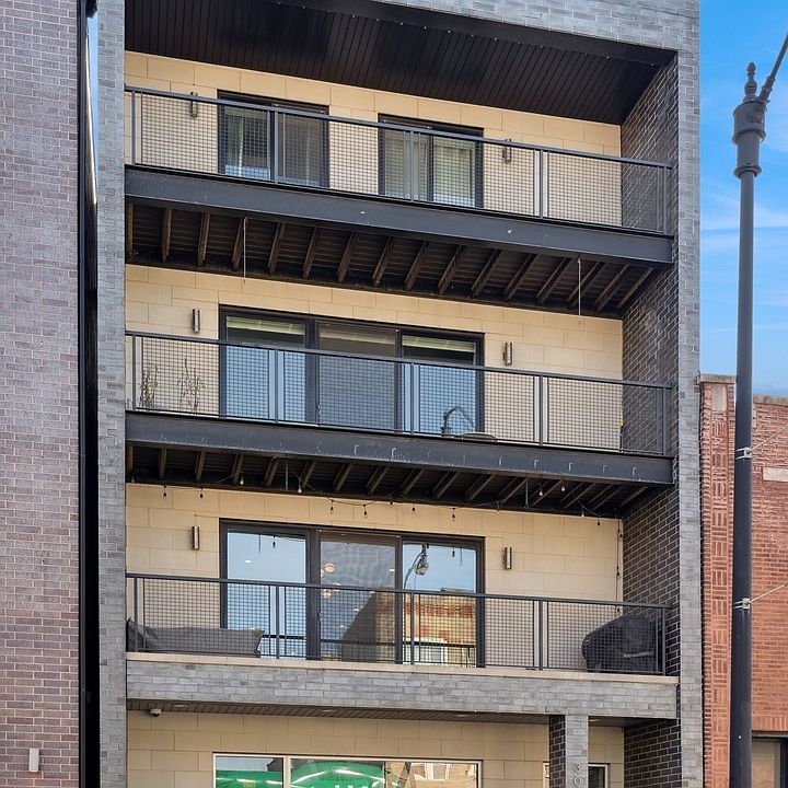 1st image of 3053 W Armitage Ave Unit 1