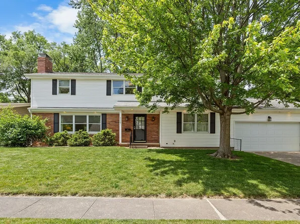 2229 Carberry Dr, West Lafayette, IN 47906