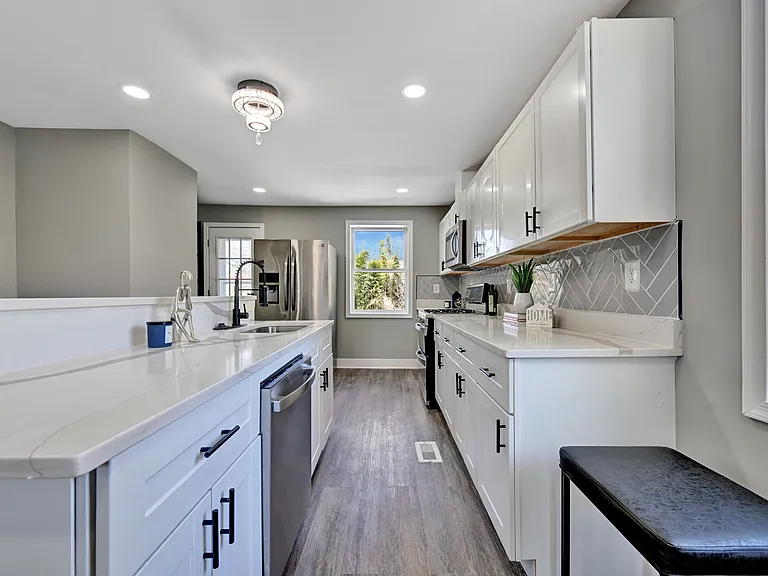 5008 Tuckerman St — Photo 69