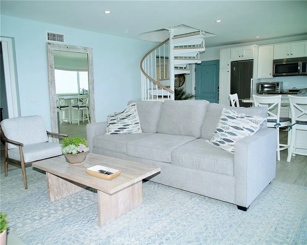 1 bed, 950 sqft, $9,000 — Photo 4