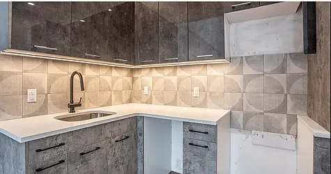 Rented by Loom Capital Group Inc.