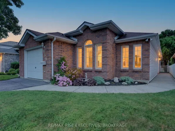 956 Ringstead St, Kingston, ON K7M 8V2