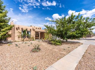 7501 Snow Blossom Rd, Santa Fe, NM 87507
