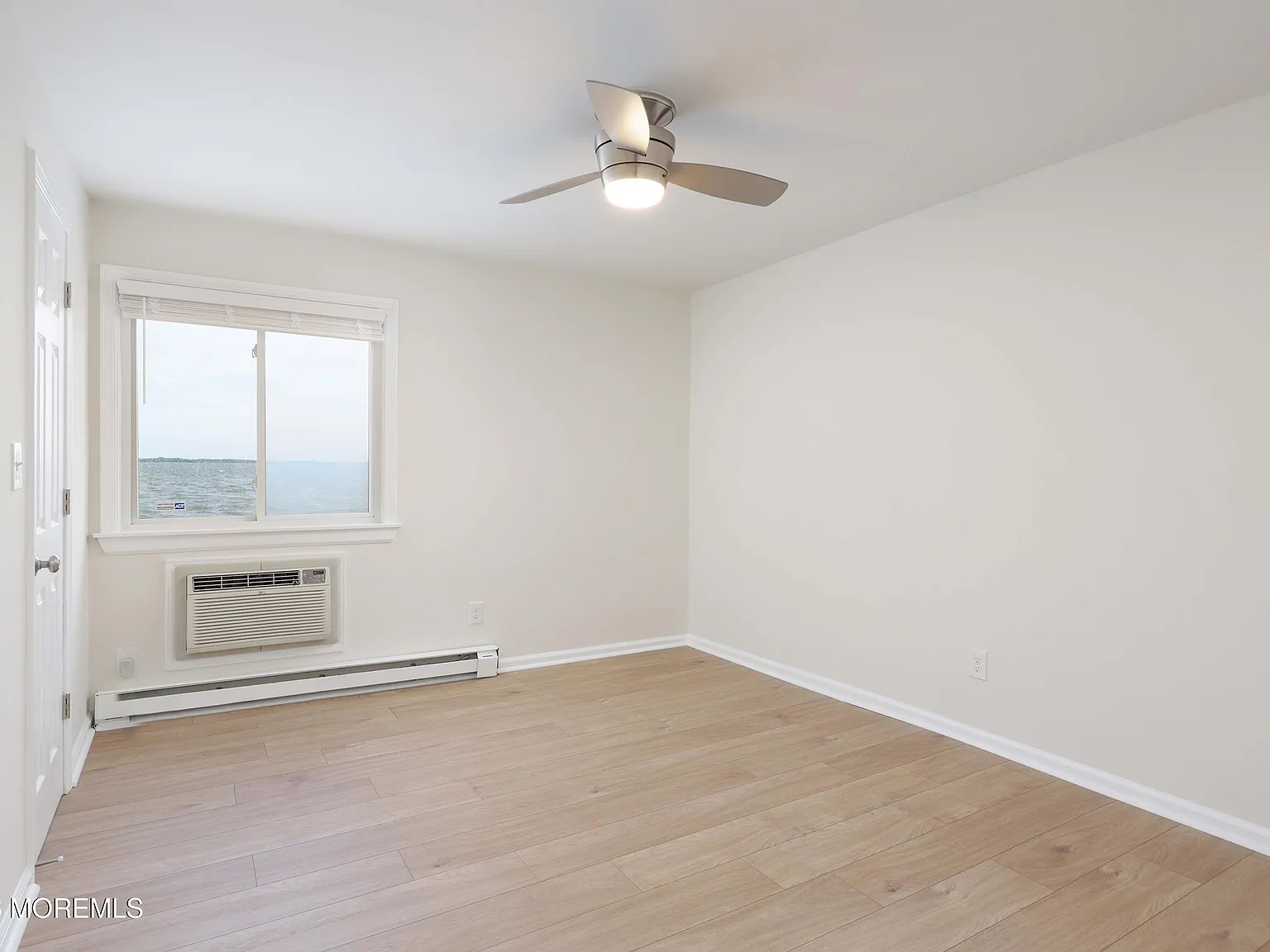 2 bed, 1100 sqft, $3,350 — Photo 3