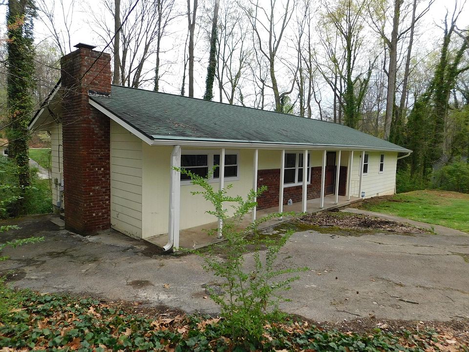 1st image of 5822 NE Little John Ln
