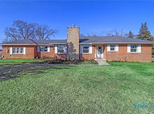 6124 Five Point Rd, Perrysburg, OH 43551