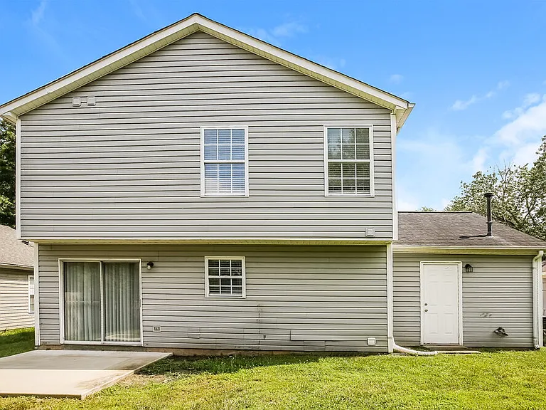 3079 Champion Ln SW — Photo 17