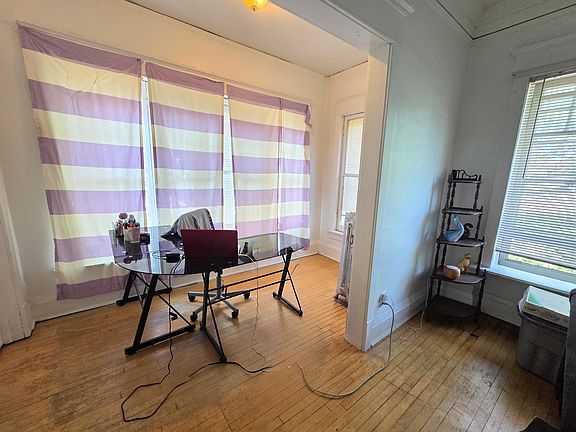 3rd image of 2313 E Webster Pl APT 6