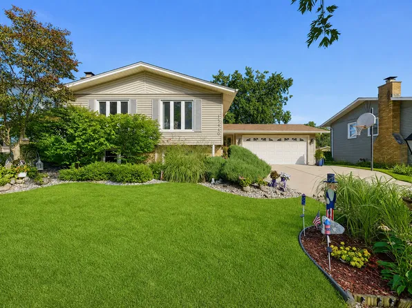 15440 Alameda Ave, Oak Forest, IL 60452
