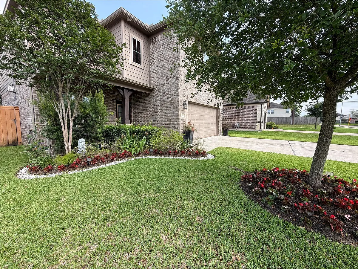 Building Photo - 15218 Loys Coves Ct