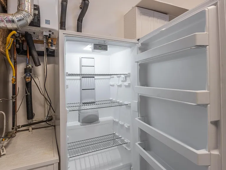 Extra refrigerator