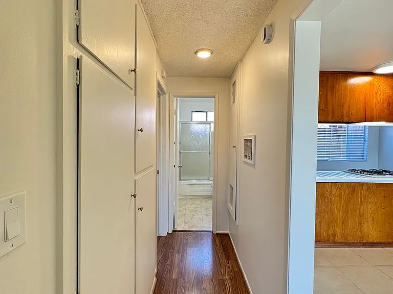 5642 Rosemead — Photo 21