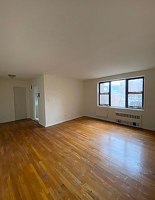 2nd image of 6495 Broadway APT 4W