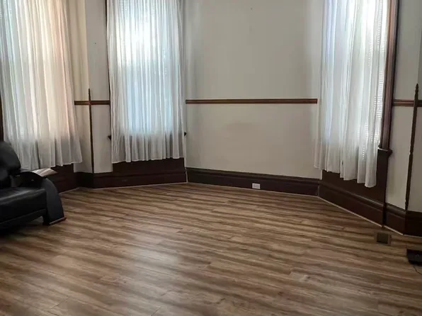 325 Stratford Ave Floor 1, Pittsburgh, PA 15232