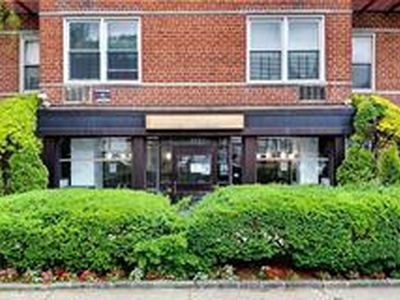 720 E 31st St APT 3H, Brooklyn, NY, 11210