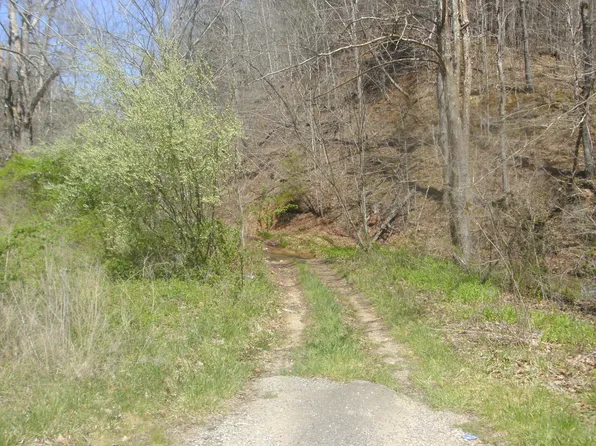 999 Highway 378, Vancleve, KY 41385