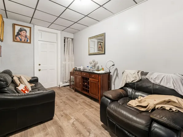 123 47th Street image 23 of 26