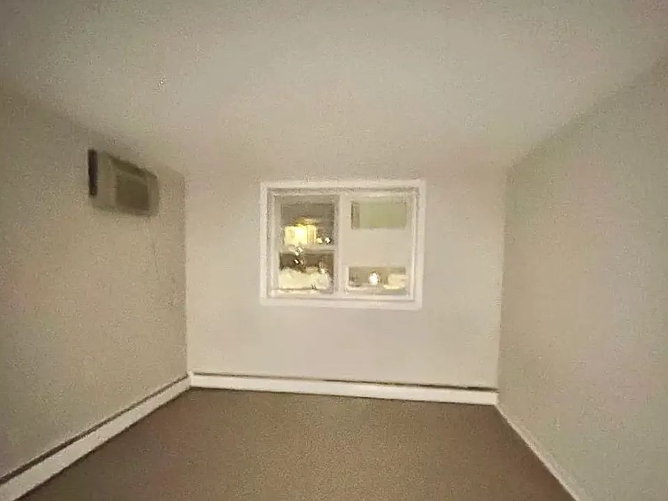 2nd image of 5 Bernice Rd #5C
