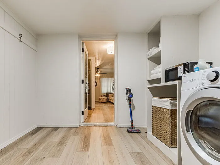 411 Showalter Dr — Photo 30