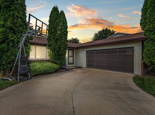 3513 N Windward Ln, Appleton, WI 54911